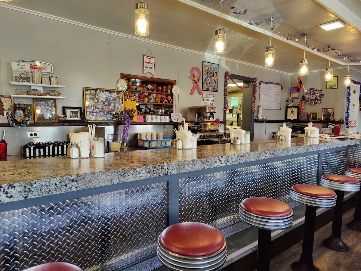 Ann's Family Restaurant